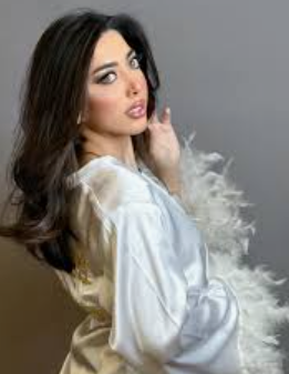 سارا احمدی